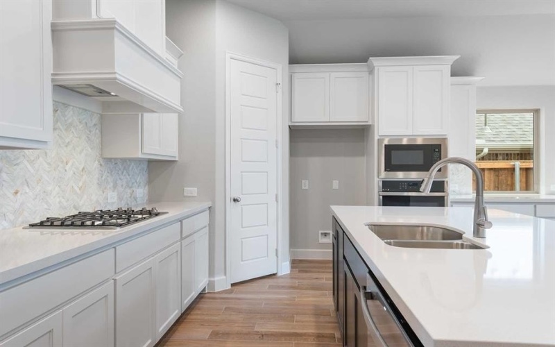 5832 Megs Creek Road, Fort Worth, TX 76126, 4 Bedrooms Bedrooms, ,3 BathroomsBathrooms,Residential,For Sale,5832 Megs Creek Road,20850057