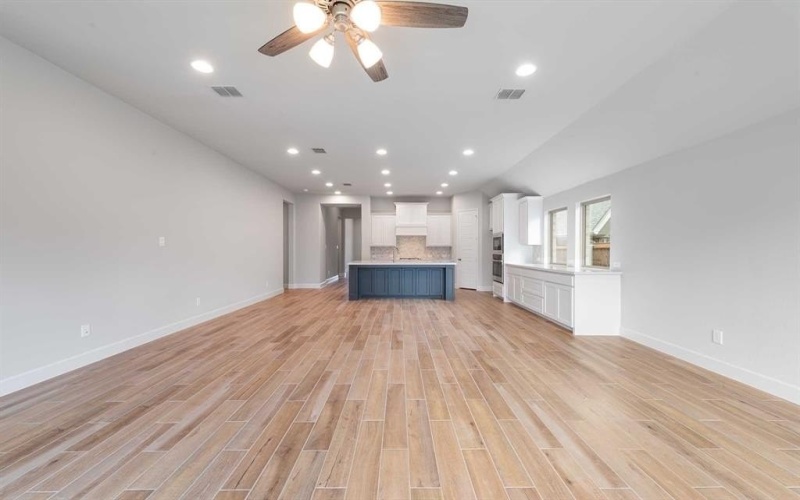 5832 Megs Creek Road, Fort Worth, TX 76126, 4 Bedrooms Bedrooms, ,3 BathroomsBathrooms,Residential,For Sale,5832 Megs Creek Road,20850057