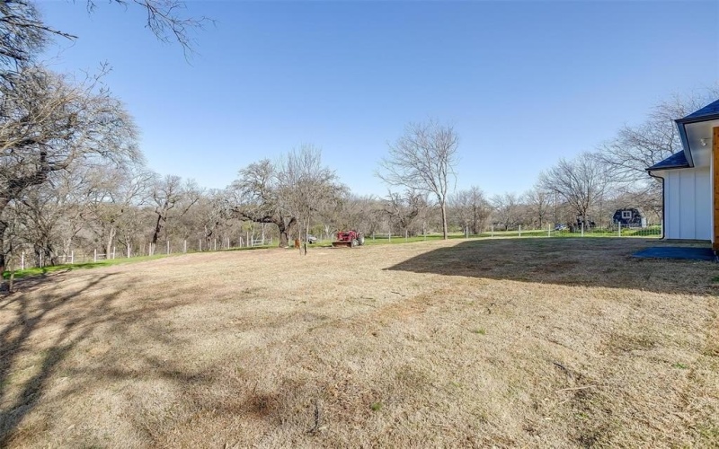 224 Ash Creek Drive W, Azle, TX 76020, 4 Bedrooms Bedrooms, ,2 BathroomsBathrooms,Residential,For Sale,224 Ash Creek Drive W,20874349