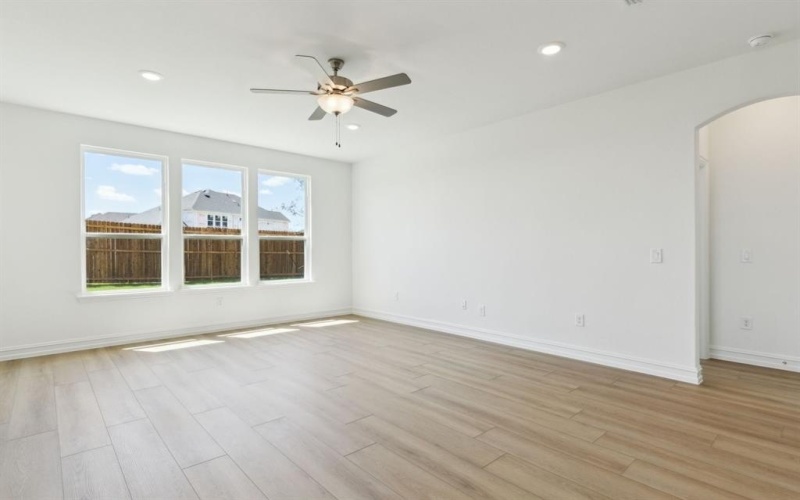 3905 Havelock Lane, McKinney, TX 75071, 4 Bedrooms Bedrooms, ,3 BathroomsBathrooms,Residential,For Sale,3905 Havelock Lane,20876283