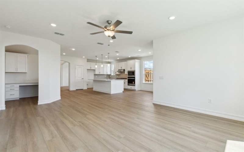 3905 Havelock Lane, McKinney, TX 75071, 4 Bedrooms Bedrooms, ,3 BathroomsBathrooms,Residential,For Sale,3905 Havelock Lane,20876283