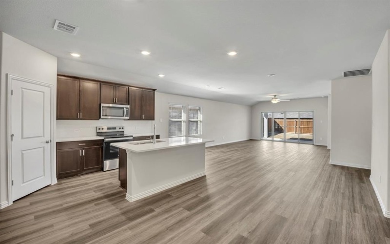 280 Sugarlands Drive, Greenville, TX 75402, 3 Bedrooms Bedrooms, ,2 BathroomsBathrooms,Residential,For Sale,280 Sugarlands Drive,20862729