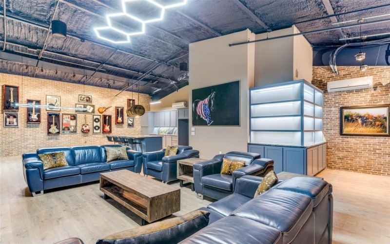 1400 N Las Vegas Trail #107, 121, 122, White Settlement, TX 76108, ,Commercial Sale,En Venta,1400 N Las Vegas Trail,20844831