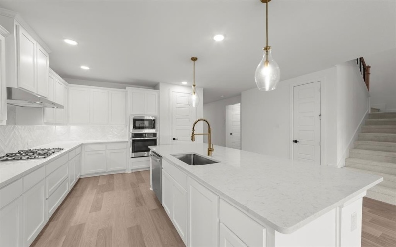 11313 Canopy Trail, Justin, TX 76247, 5 Bedrooms Bedrooms, ,5 BathroomsBathrooms,Residential,For Sale,11313 Canopy Trail,20869460