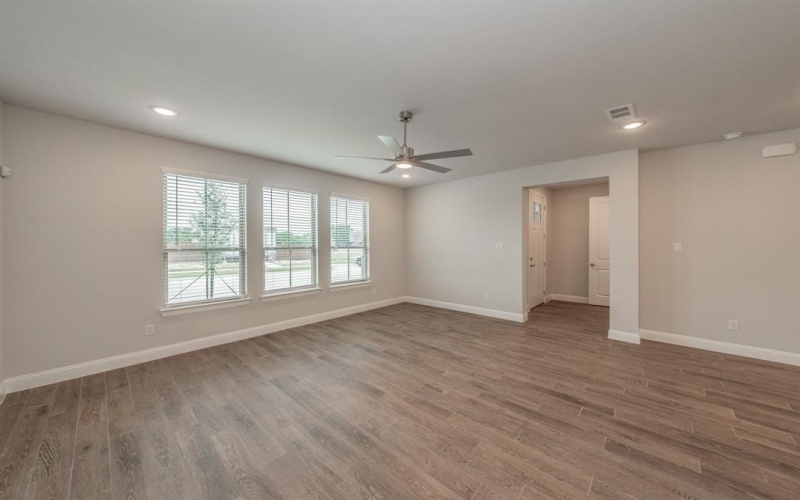 9553 Thorncrown Lane, Fort Worth, TX 76179, 3 Bedrooms Bedrooms, ,2 BathroomsBathrooms,Residential Lease,For Rent,9553 Thorncrown Lane,20852944