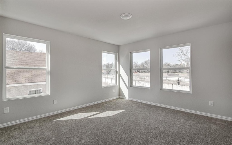 1405 South Freeway, Fort Worth, TX 76104, 3 Bedrooms Bedrooms, ,2 BathroomsBathrooms,Residential,For Sale,1405 South Freeway,20872178