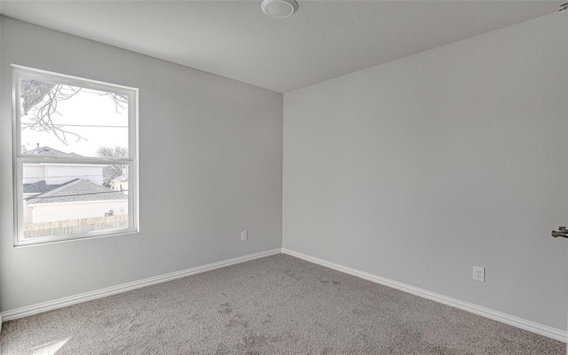 1405 South Freeway, Fort Worth, TX 76104, 3 Bedrooms Bedrooms, ,2 BathroomsBathrooms,Residential,For Sale,1405 South Freeway,20872178