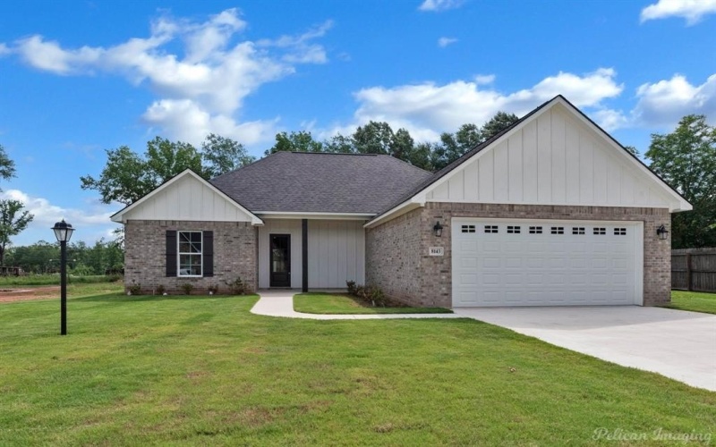 8143 MYRTLEWOOD Drive, Greenwood, LA 71033, 3 Bedrooms Bedrooms, ,2 BathroomsBathrooms,Residential,For Sale,8143 MYRTLEWOOD Drive,20858051