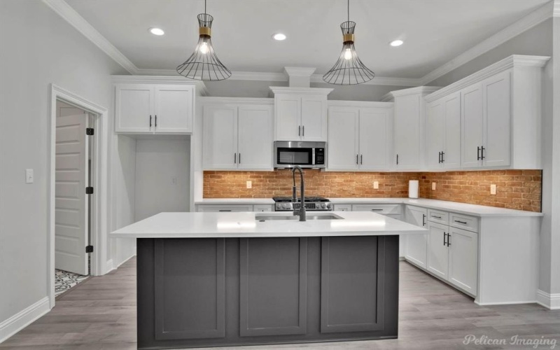 8142 MYRTLEWOOD Drive, Greenwood, LA 71033, 4 Bedrooms Bedrooms, ,2 BathroomsBathrooms,Residential,For Sale,8142 MYRTLEWOOD Drive,20858060