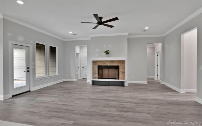 8142 MYRTLEWOOD Drive, Greenwood, LA 71033, 4 Bedrooms Bedrooms, ,2 BathroomsBathrooms,Residential,For Sale,8142 MYRTLEWOOD Drive,20858060