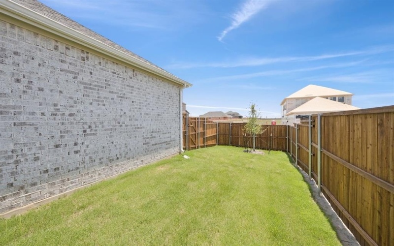 1212 Corleone Lane, Celina, TX 75009, 3 Bedrooms Bedrooms, ,2 BathroomsBathrooms,Residential,For Sale,1212 Corleone Lane,20870183