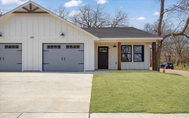 521 Gates Street #A&B, Bonham, TX 75418, 6 Bedrooms Bedrooms, ,5 BathroomsBathrooms,Residential Multi Family,For Sale,521 Gates Street,20861189