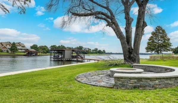 120 Meandering Way, Mabank, TX 75156, 5 Habitaciones Habitaciones , ,3 BañosBaños,Residential,En Venta,120 Meandering Way,20865987