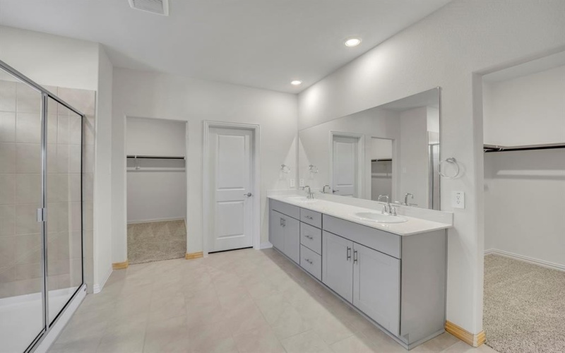 330 Sugarlands Drive, Greenville, TX 75402, 4 Habitaciones Habitaciones , ,3 BañosBaños,Residential,En Venta,330 Sugarlands Drive,20863794