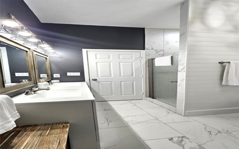 1301 W Main Street, Denison, TX 75020, 3 Bedrooms Bedrooms, ,2 BathroomsBathrooms,Residential Lease,For Rent,1301 W Main Street,20875560
