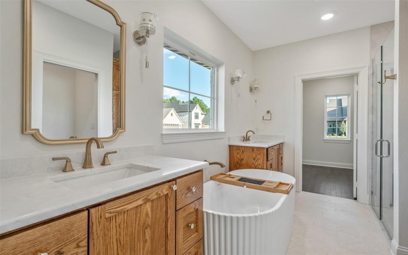 4611 Flat Creek Cove, Tyler, TX 75703, 4 Habitaciones Habitaciones , ,3 BañosBaños,Residential,En Venta,4611 Flat Creek Cove,20861606