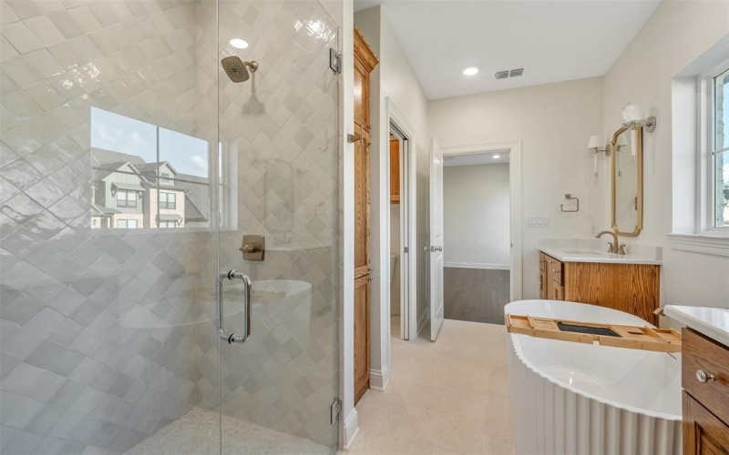 4611 Flat Creek Cove, Tyler, TX 75703, 4 Habitaciones Habitaciones , ,3 BañosBaños,Residential,En Venta,4611 Flat Creek Cove,20861606