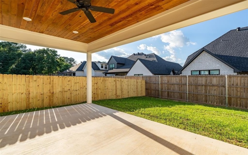 4611 Flat Creek Cove, Tyler, TX 75703, 4 Habitaciones Habitaciones , ,3 BañosBaños,Residential,En Venta,4611 Flat Creek Cove,20861606