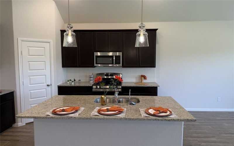 3205 Majesty Lane, Denton, TX 76208, 4 Bedrooms Bedrooms, ,3 BathroomsBathrooms,Residential,For Sale,3205 Majesty Lane,20864048
