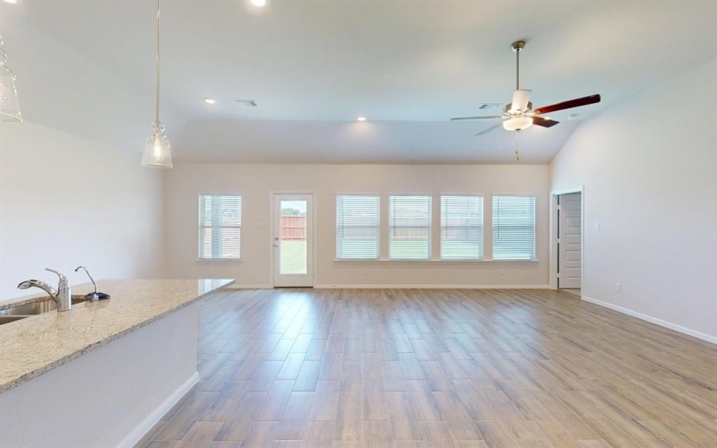 3205 Majesty Lane, Denton, TX 76208, 4 Bedrooms Bedrooms, ,3 BathroomsBathrooms,Residential,For Sale,3205 Majesty Lane,20864048