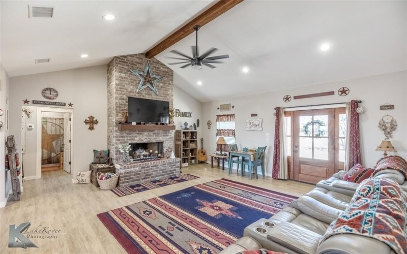 5015 Private Road 3523, Hawley, TX 79525, 3 Bedrooms Bedrooms, ,2 BathroomsBathrooms,Residential,For Sale,5015 Private Road 3523,20851938