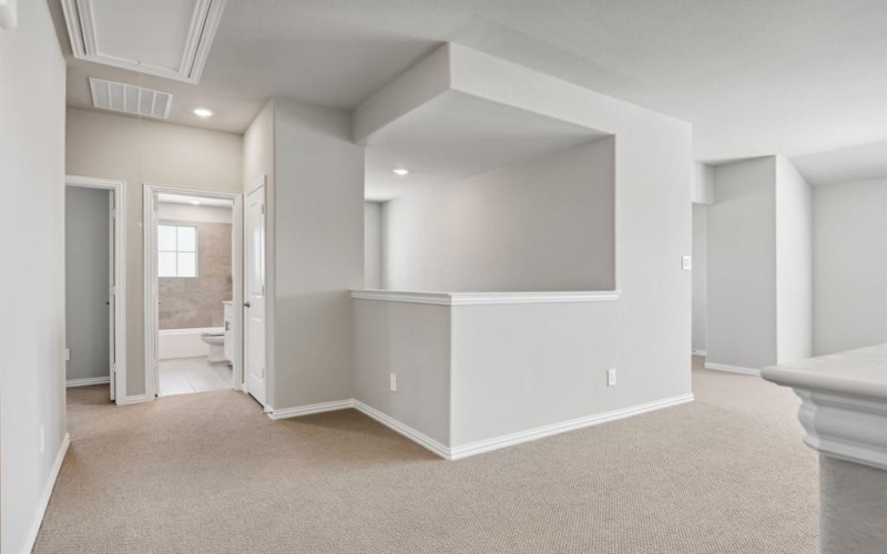 9353 Lone Maverick Drive, Fort Worth, TX 76036, 4 Habitaciones Habitaciones , ,2 BañosBaños,Residential,En Venta,9353 Lone Maverick Drive,20871180