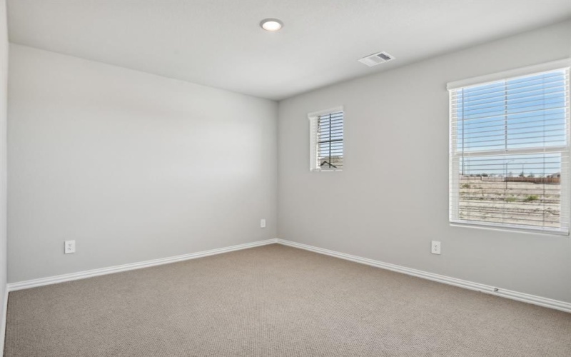 9353 Lone Maverick Drive, Fort Worth, TX 76036, 4 Habitaciones Habitaciones , ,2 BañosBaños,Residential,En Venta,9353 Lone Maverick Drive,20871180
