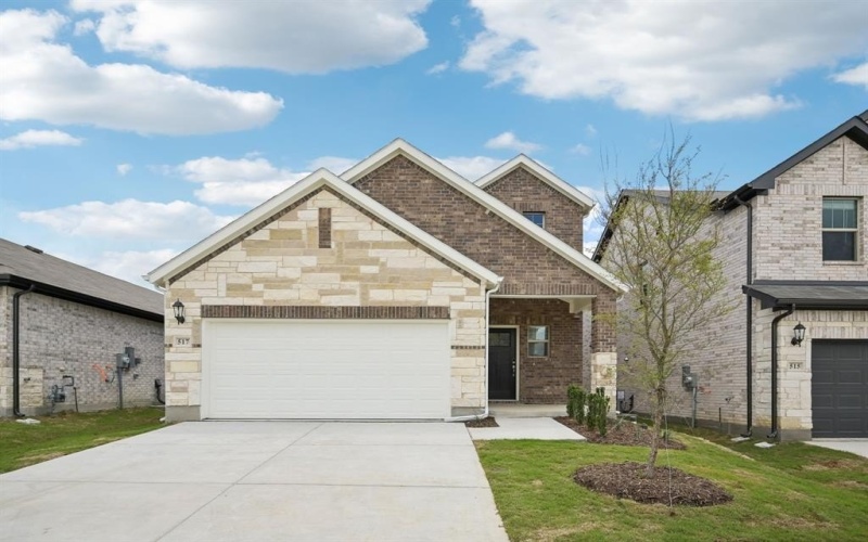 517 Ezra Lane, McKinney, TX 75069, 4 Bedrooms Bedrooms, ,2 BathroomsBathrooms,Residential,For Sale,517 Ezra Lane,20882183
