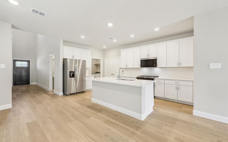 517 Ezra Lane, McKinney, TX 75069, 4 Bedrooms Bedrooms, ,2 BathroomsBathrooms,Residential,For Sale,517 Ezra Lane,20882183