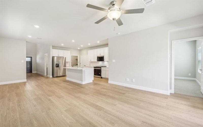 517 Ezra Lane, McKinney, TX 75069, 4 Bedrooms Bedrooms, ,2 BathroomsBathrooms,Residential,For Sale,517 Ezra Lane,20882183