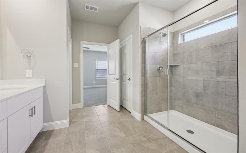 6621 Stone Elm Lane, Fort Worth, TX 76036, 5 Bedrooms Bedrooms, ,3 BathroomsBathrooms,Residential,For Sale,6621 Stone Elm Lane,20918437