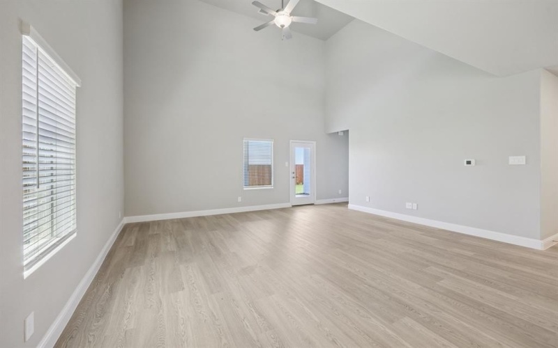 6621 Stone Elm Lane, Fort Worth, TX 76036, 5 Bedrooms Bedrooms, ,3 BathroomsBathrooms,Residential,For Sale,6621 Stone Elm Lane,20918437