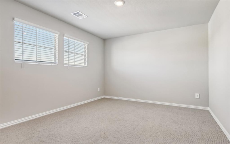 1015 Emberwood Drive, McKinney, TX 75069, 5 Bedrooms Bedrooms, ,3 BathroomsBathrooms,Residential,For Sale,1015 Emberwood Drive,20910357