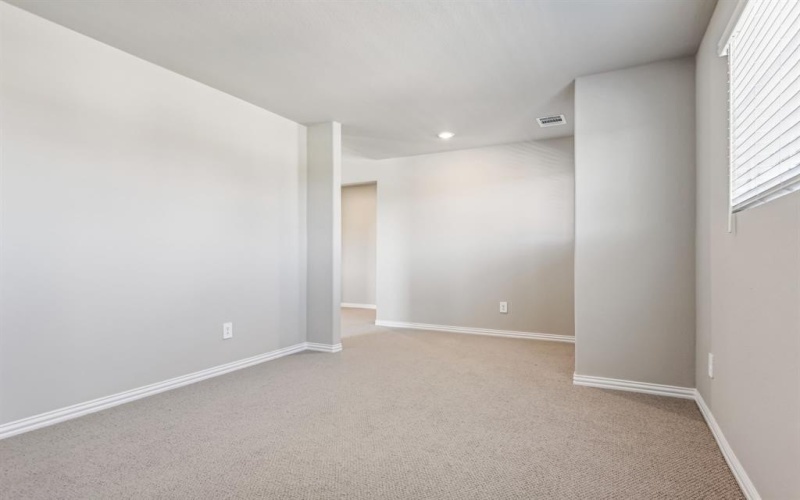 1015 Emberwood Drive, McKinney, TX 75069, 5 Bedrooms Bedrooms, ,3 BathroomsBathrooms,Residential,For Sale,1015 Emberwood Drive,20910357