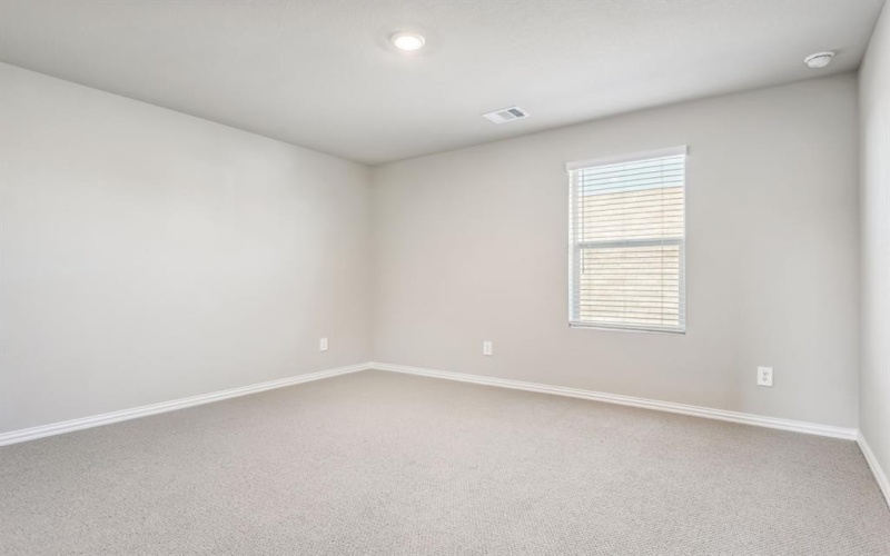 1015 Emberwood Drive, McKinney, TX 75069, 5 Bedrooms Bedrooms, ,3 BathroomsBathrooms,Residential,For Sale,1015 Emberwood Drive,20910357