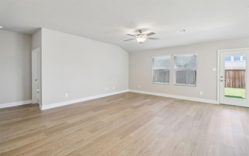 2024 Stallion Street, Seagoville, TX 75159, 4 Bedrooms Bedrooms, ,3 BathroomsBathrooms,Residential,For Sale,2024 Stallion Street,20912605
