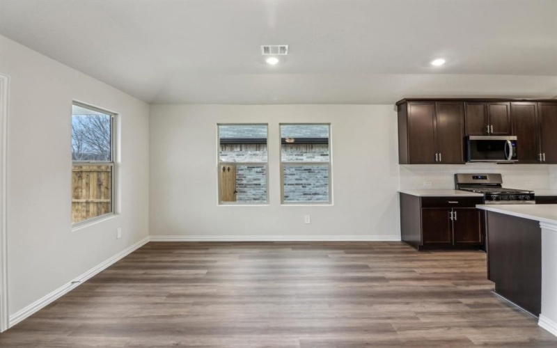 2018 Stallion Street, Seagoville, TX 75159, 4 Bedrooms Bedrooms, ,3 BathroomsBathrooms,Residential,For Sale,2018 Stallion Street,20912610