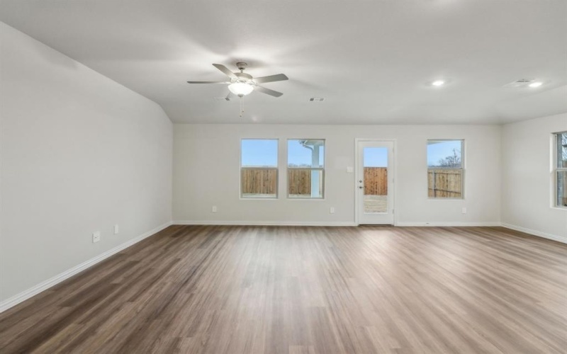 2018 Stallion Street, Seagoville, TX 75159, 4 Bedrooms Bedrooms, ,3 BathroomsBathrooms,Residential,For Sale,2018 Stallion Street,20912610