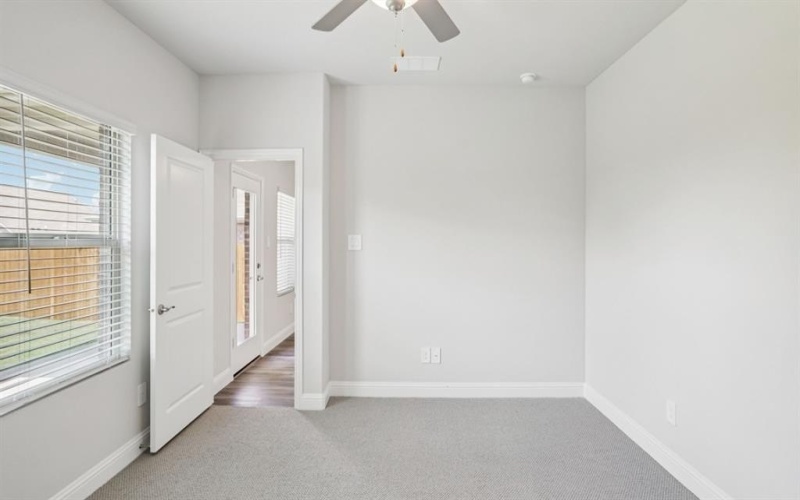 421 Ezra Lane, McKinney, TX 75069, 4 Bedrooms Bedrooms, ,2 BathroomsBathrooms,Residential,For Sale,421 Ezra Lane,20912621