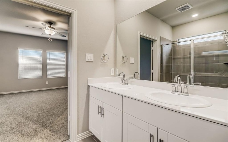 417 Ezra Lane, McKinney, TX 75069, 4 Bedrooms Bedrooms, ,2 BathroomsBathrooms,Residential,For Sale,417 Ezra Lane,20912627