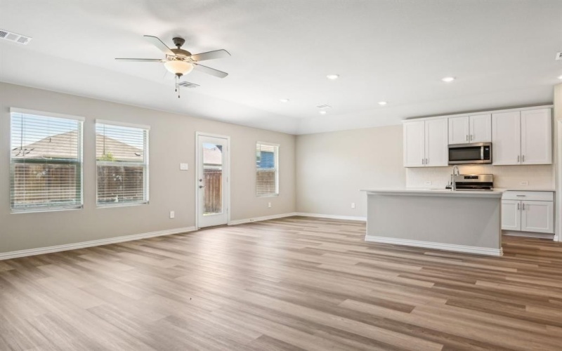 2211 Preakness Drive, Seagoville, TX 75159, 3 Bedrooms Bedrooms, ,2 BathroomsBathrooms,Residential,For Sale,2211 Preakness Drive,20883529