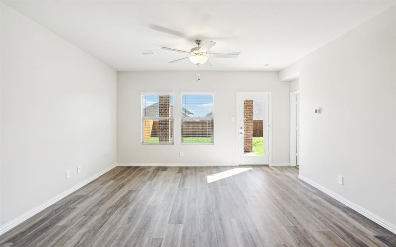 504 Ezra Lane, McKinney, TX 75069, 4 Habitaciones Habitaciones , ,2 BañosBaños,Residential,En Venta,504 Ezra Lane,20910454