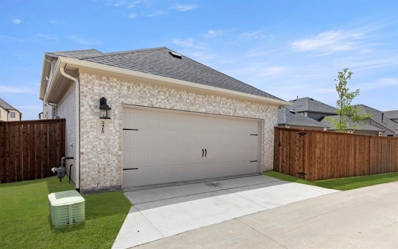 2415 Gallions Road, Celina, TX 75009, 4 Bedrooms Bedrooms, ,3 BathroomsBathrooms,Residential,For Sale,2415 Gallions Road,20916825