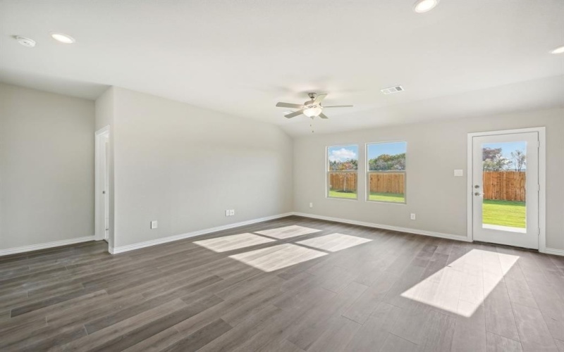 4023 Medina Drive, Farmersville, TX 75442, 3 Habitaciones Habitaciones , ,2 BañosBaños,Residential,En Venta,4023 Medina Drive,20912642