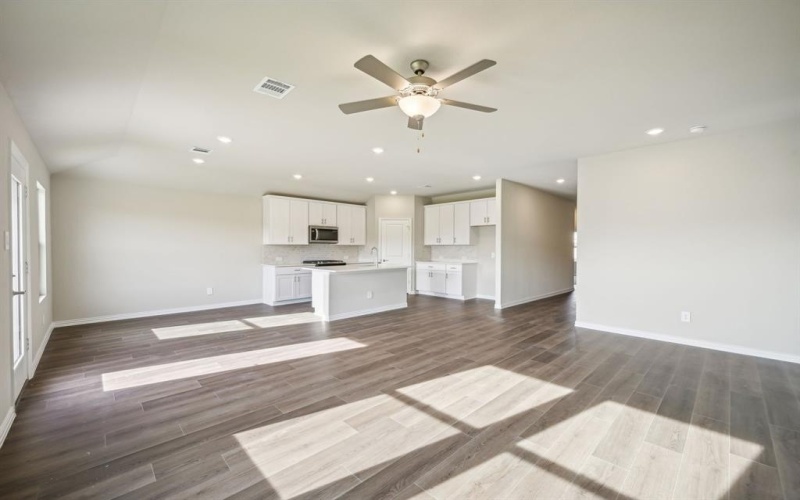 4023 Medina Drive, Farmersville, TX 75442, 3 Habitaciones Habitaciones , ,2 BañosBaños,Residential,En Venta,4023 Medina Drive,20912642