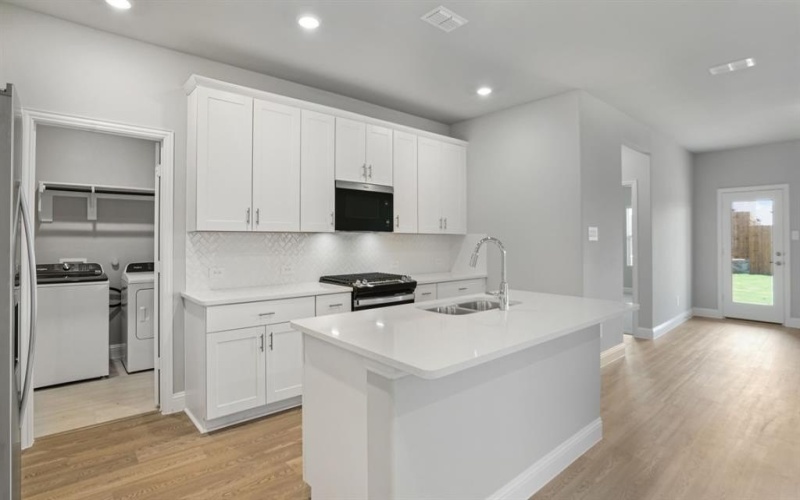 501 Ezra Lane, McKinney, TX 75069, 4 Bedrooms Bedrooms, ,2 BathroomsBathrooms,Residential,For Sale,501 Ezra Lane,20910495