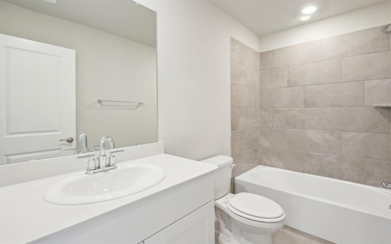 6632 Stone Elm Lane, Fort Worth, TX 76036, 5 Bedrooms Bedrooms, ,3 BathroomsBathrooms,Residential,For Sale,6632 Stone Elm Lane,20912697