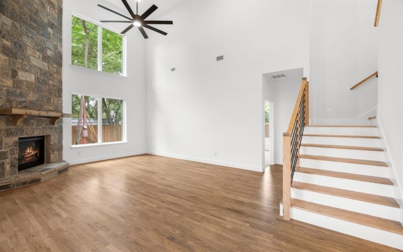 848 Northwood Road, Fort Worth, TX 76107, 4 Bedrooms Bedrooms, ,3 BathroomsBathrooms,Residential,For Sale,848 Northwood Road,20887867