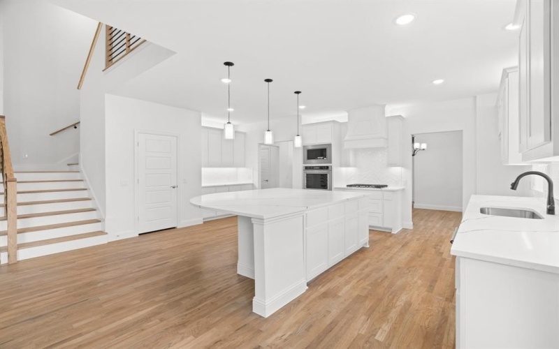 848 Northwood Road, Fort Worth, TX 76107, 4 Bedrooms Bedrooms, ,3 BathroomsBathrooms,Residential,For Sale,848 Northwood Road,20887867
