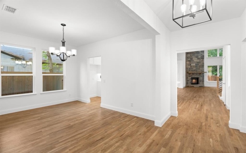 848 Northwood Road, Fort Worth, TX 76107, 4 Bedrooms Bedrooms, ,3 BathroomsBathrooms,Residential,For Sale,848 Northwood Road,20887867
